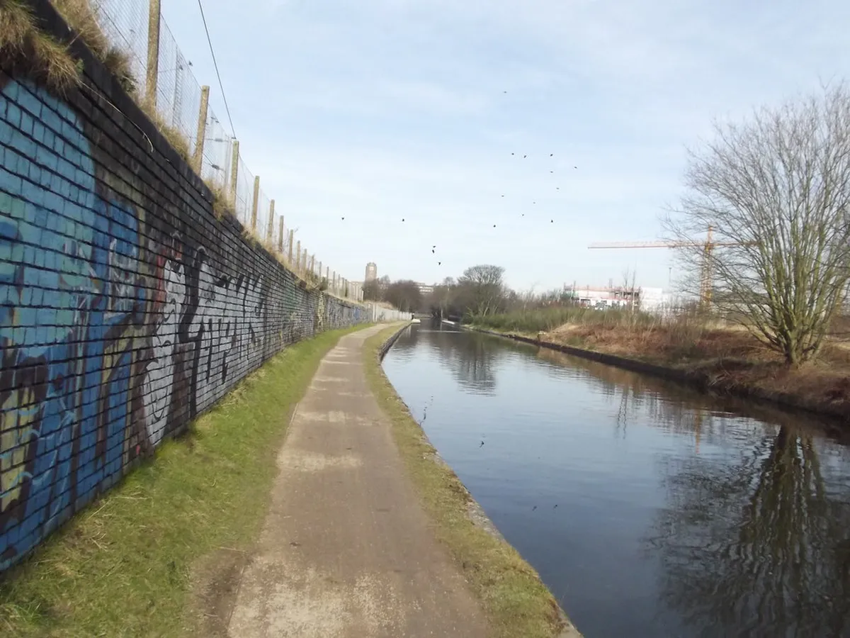 How to Walk the Aqueduct Trail: 1-Day Évora Guide