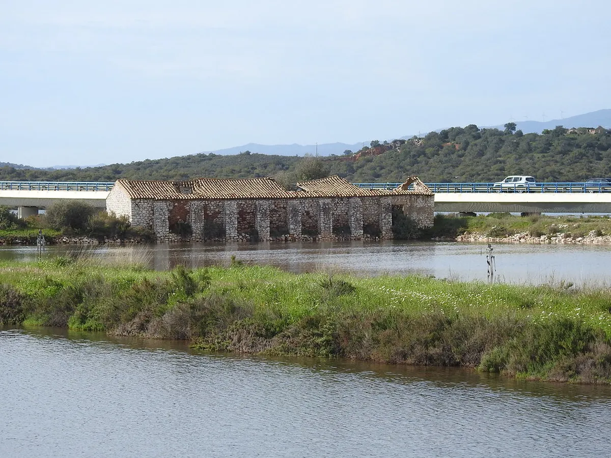 1-day Arade River Promenade Walking Route Guide