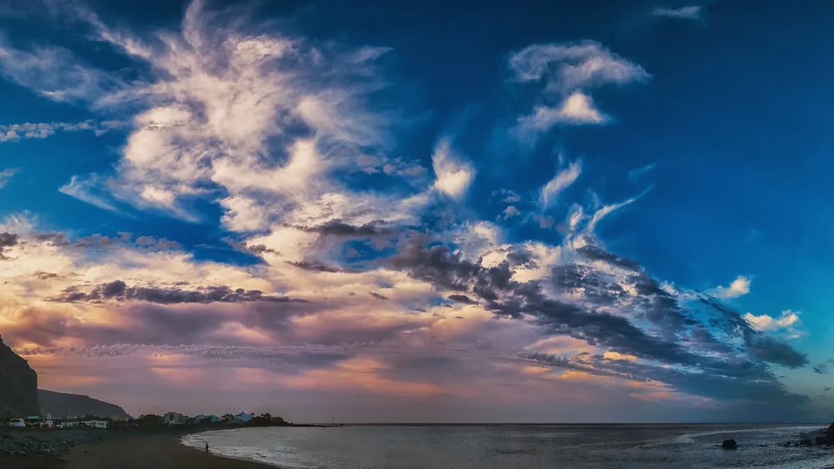 Sunrise and Sunset Walks in Silves: A Seasonal Guide